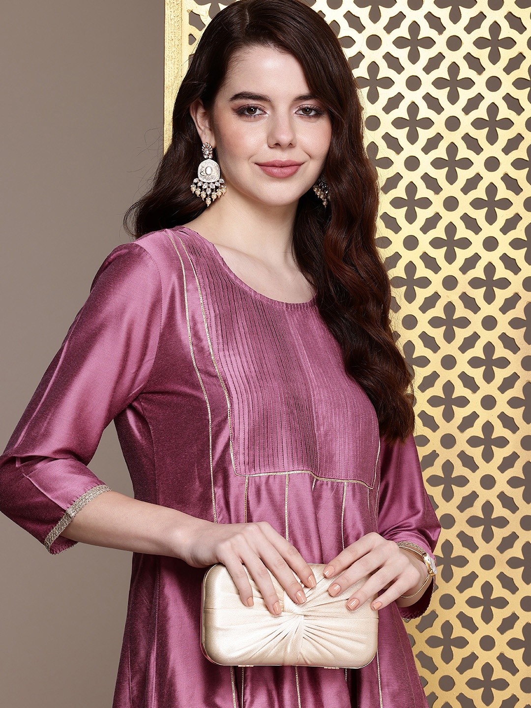 

House of Pataudi Jashn Gathered Detailed Gotta Patti Kurta, Mauve