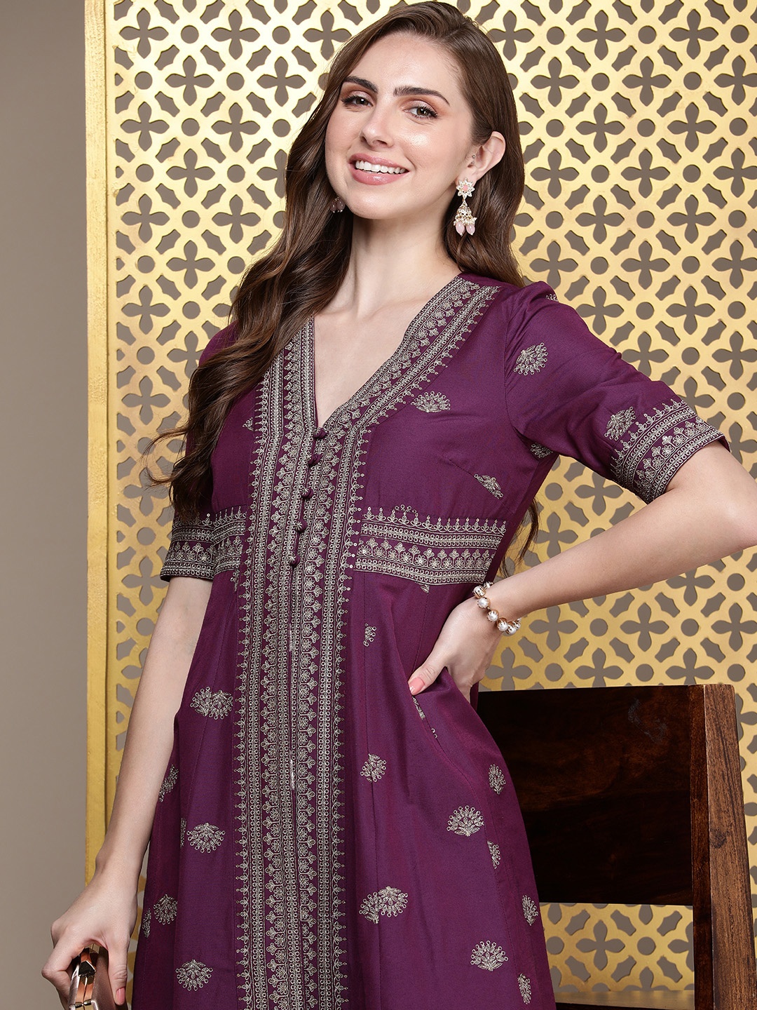 

House of Pataudi Ethnic Motifs Embroidered Sequinned Jashn Kurta With Palazzo, Burgundy