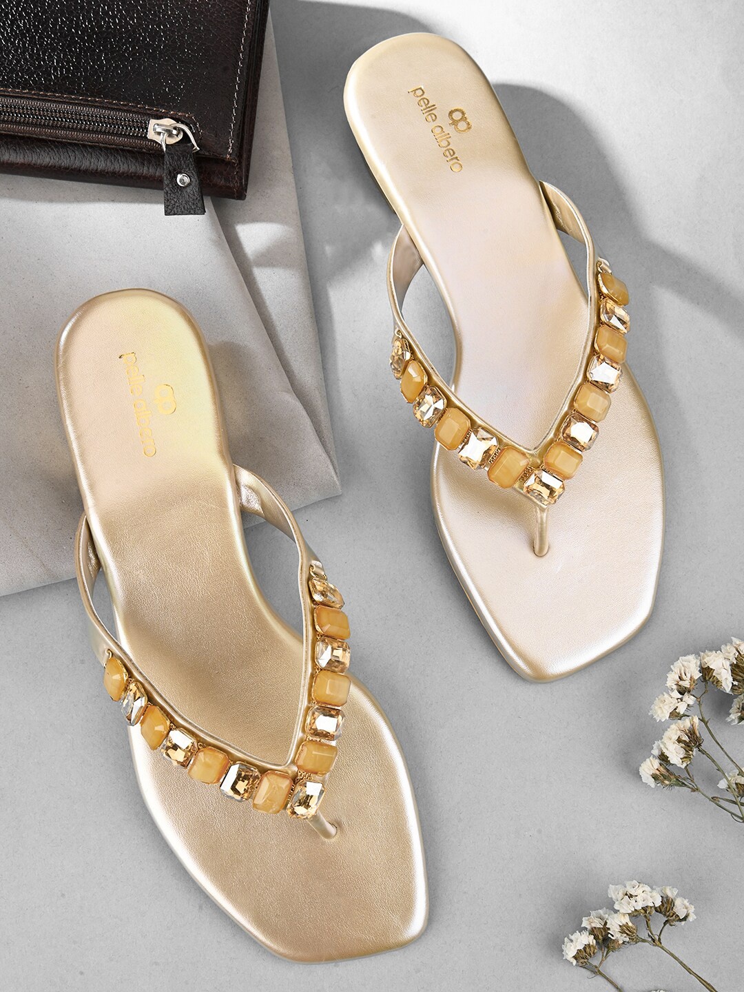 

pelle albero Embellished T-strap Flats, Gold