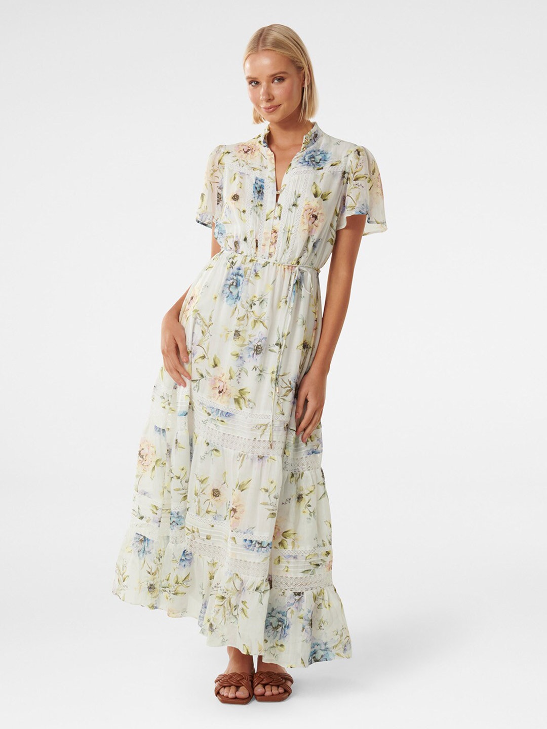 

Forever New Floral Printed Flared Sleeves Tiered Lace Up Detailed Maxi Dress With Belt, Cream