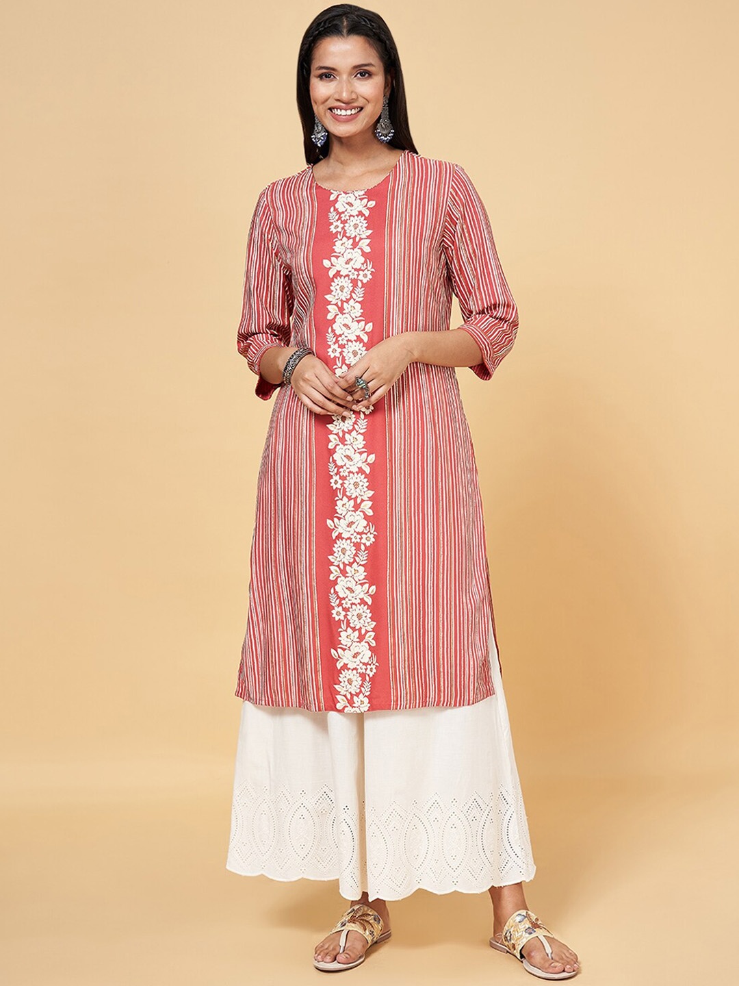 

RANGMANCH BY PANTALOONS Striped Straight Kurta, Red