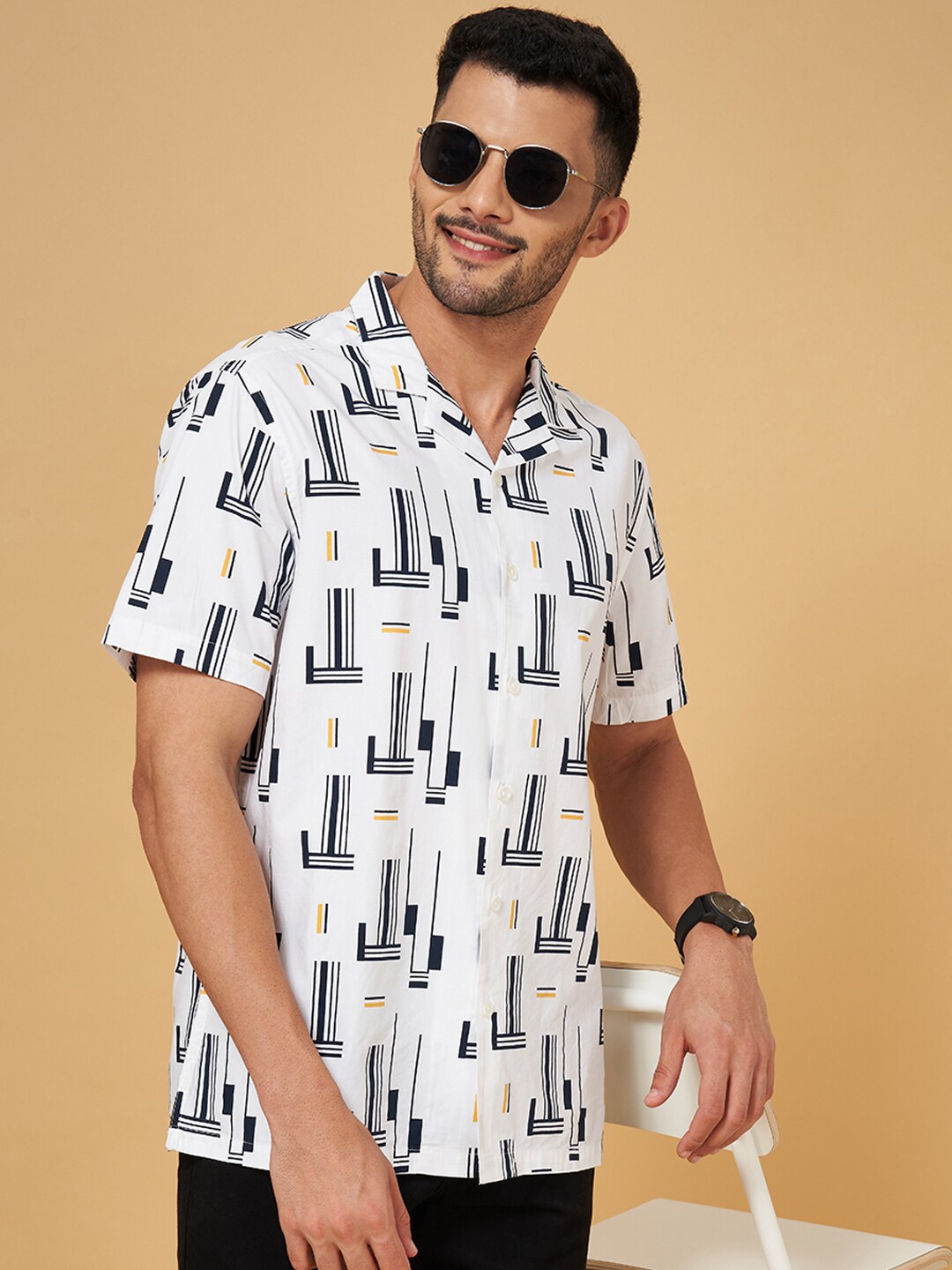 

BYFORD by Pantaloons Cuban Collar Geometric Printed Casual Shirt, White