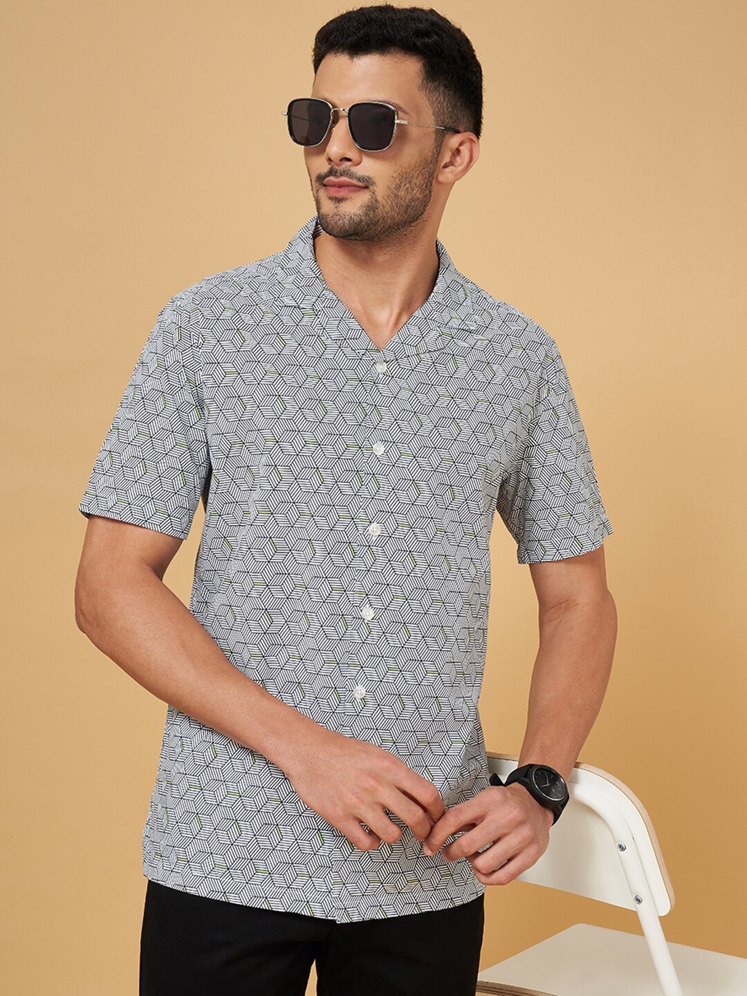 

BYFORD by Pantaloons Cuban Collar Geometric Printed Casual Shirt, White