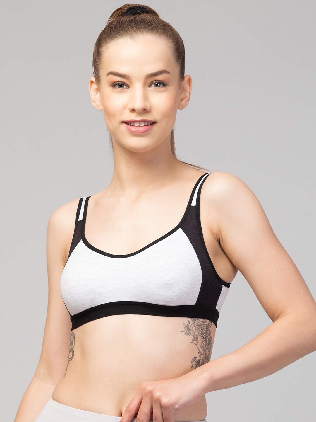 

Apraa & Parma Full Coverage High Support Workout Bra Organic, Black