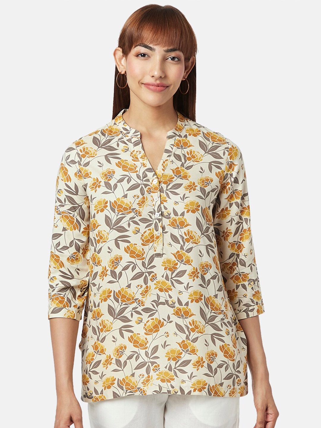 

AKKRITI BY PANTALOONS Mandarin Collar Floral Printed Tunic, Mustard