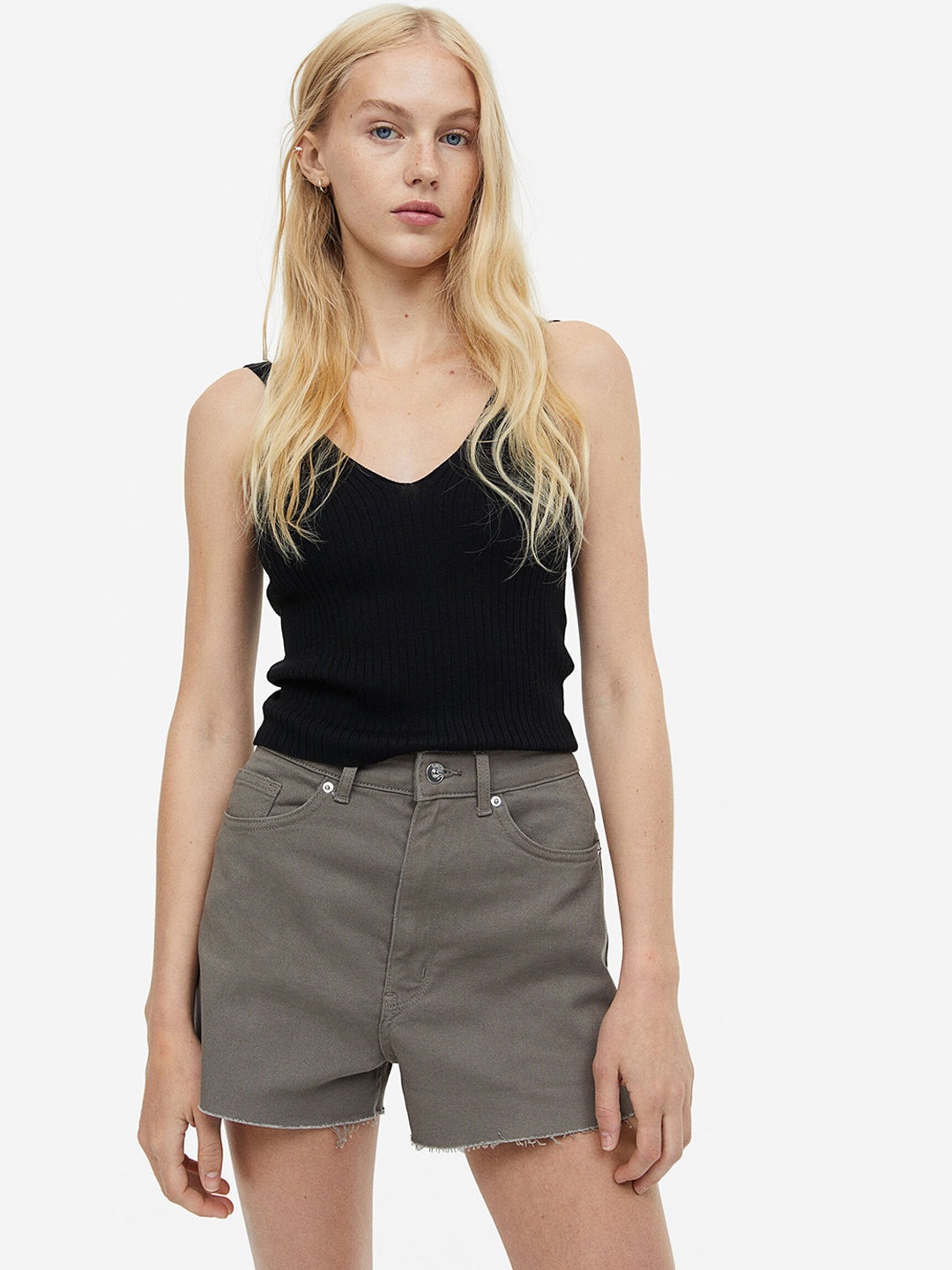 

H&M Women High-Waisted Twill Shorts, Charcoal