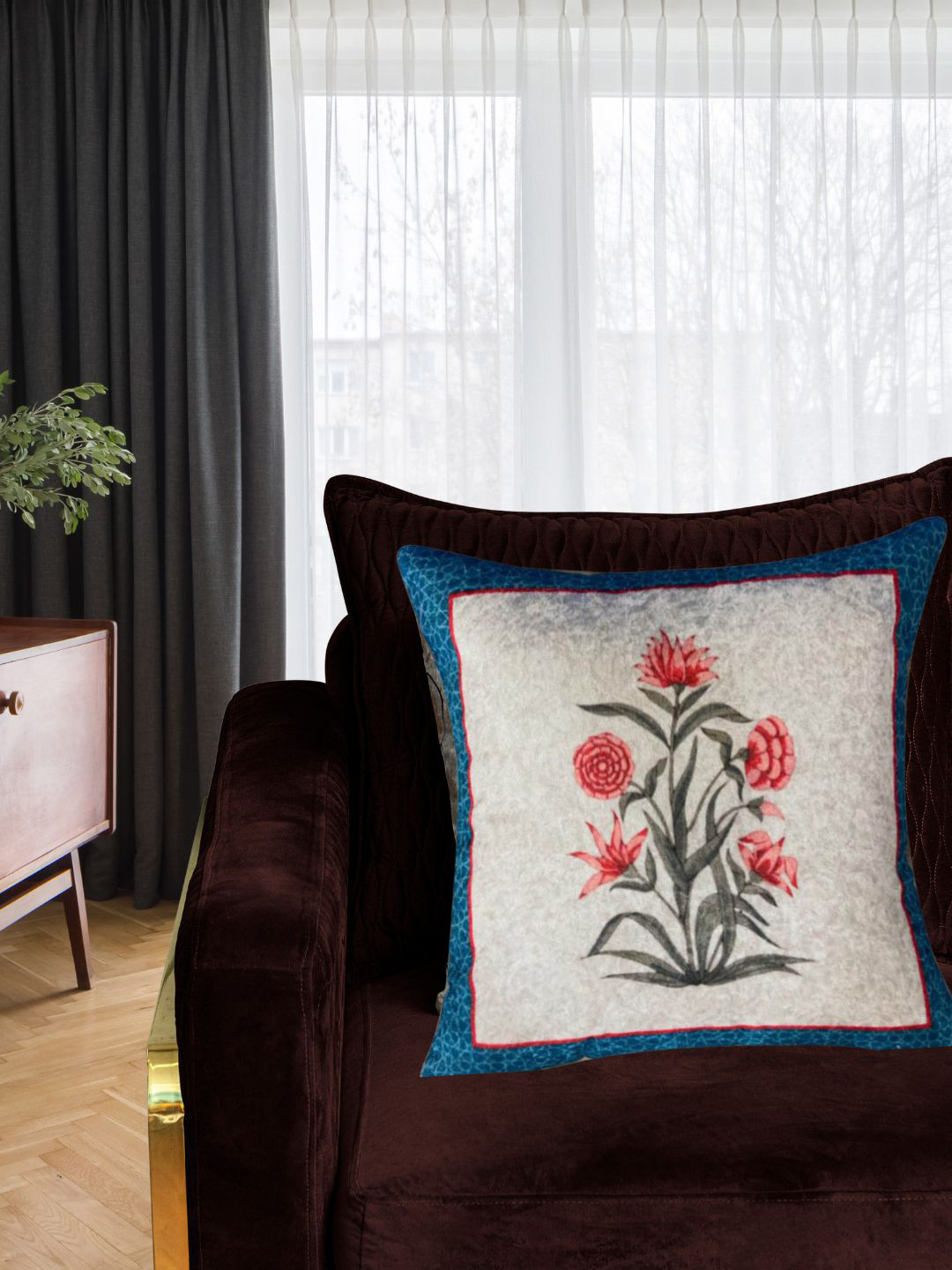 

Tasseled Home Blue & White Ethnic Motifs Velvet Square Cushion Cover
