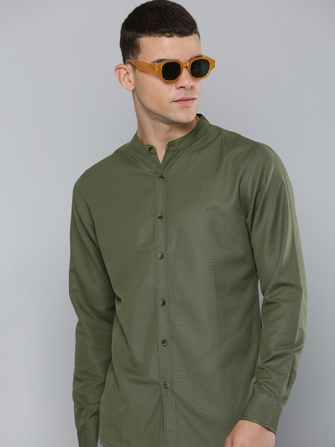 

R.Code by The Roadster Life Co. Solid Band Collar Casual Shirt, Green