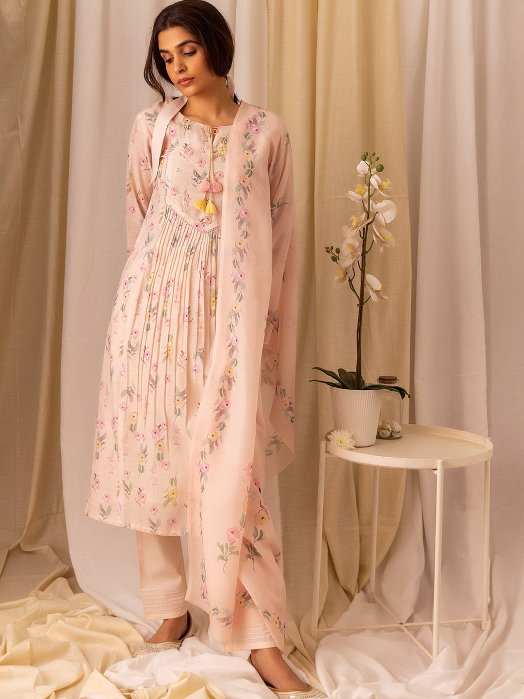 

Sangria Peach Floral Printed Stones & Beads Embellished Linen Kurta With Trouser & Dupatta, White