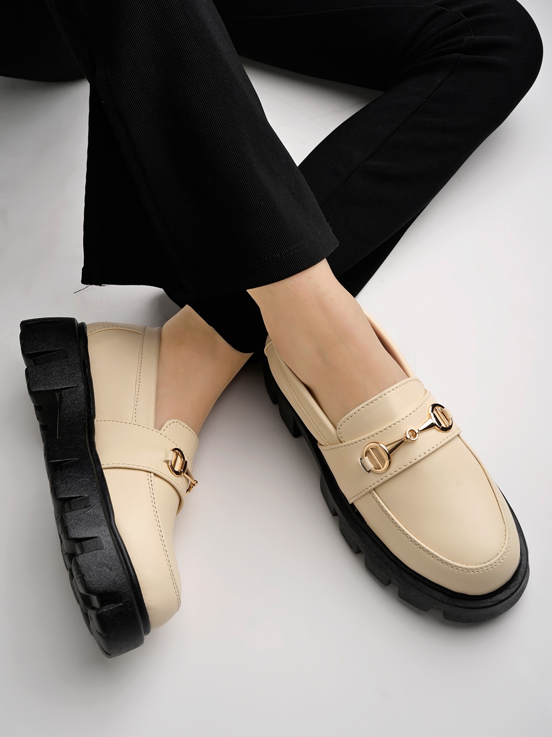 

Shoetopia Women Heeled Lightweight Horsebit Loafers, Cream