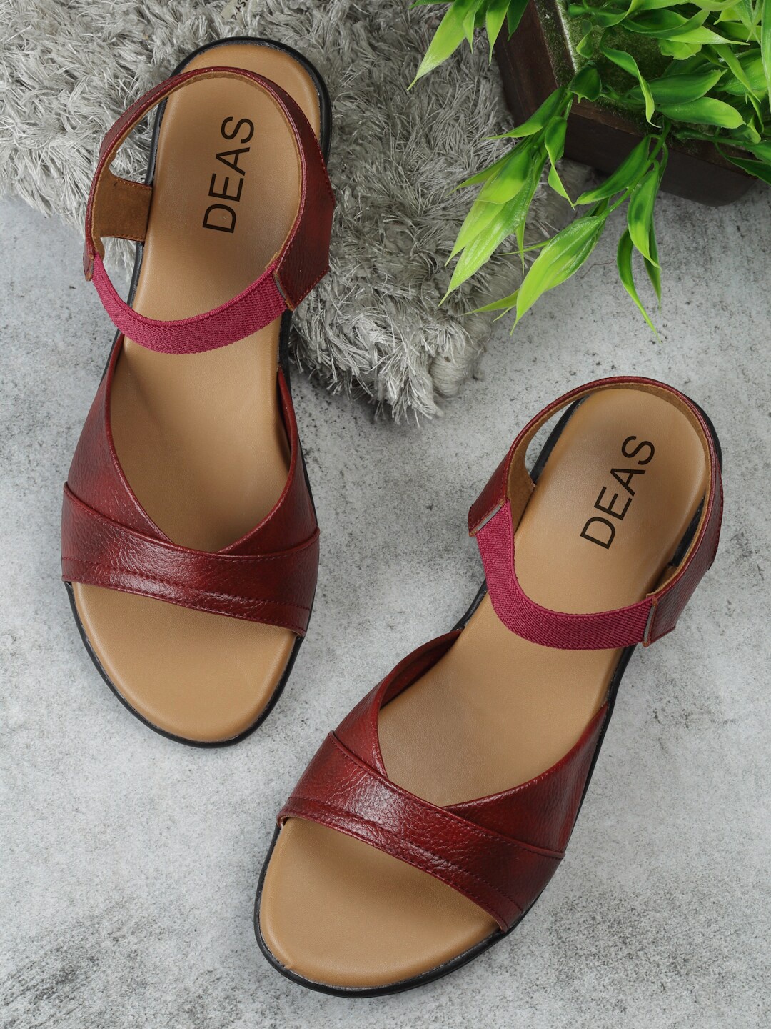

DEAS Women Leather Open Toe Flats With Backstrap, Red