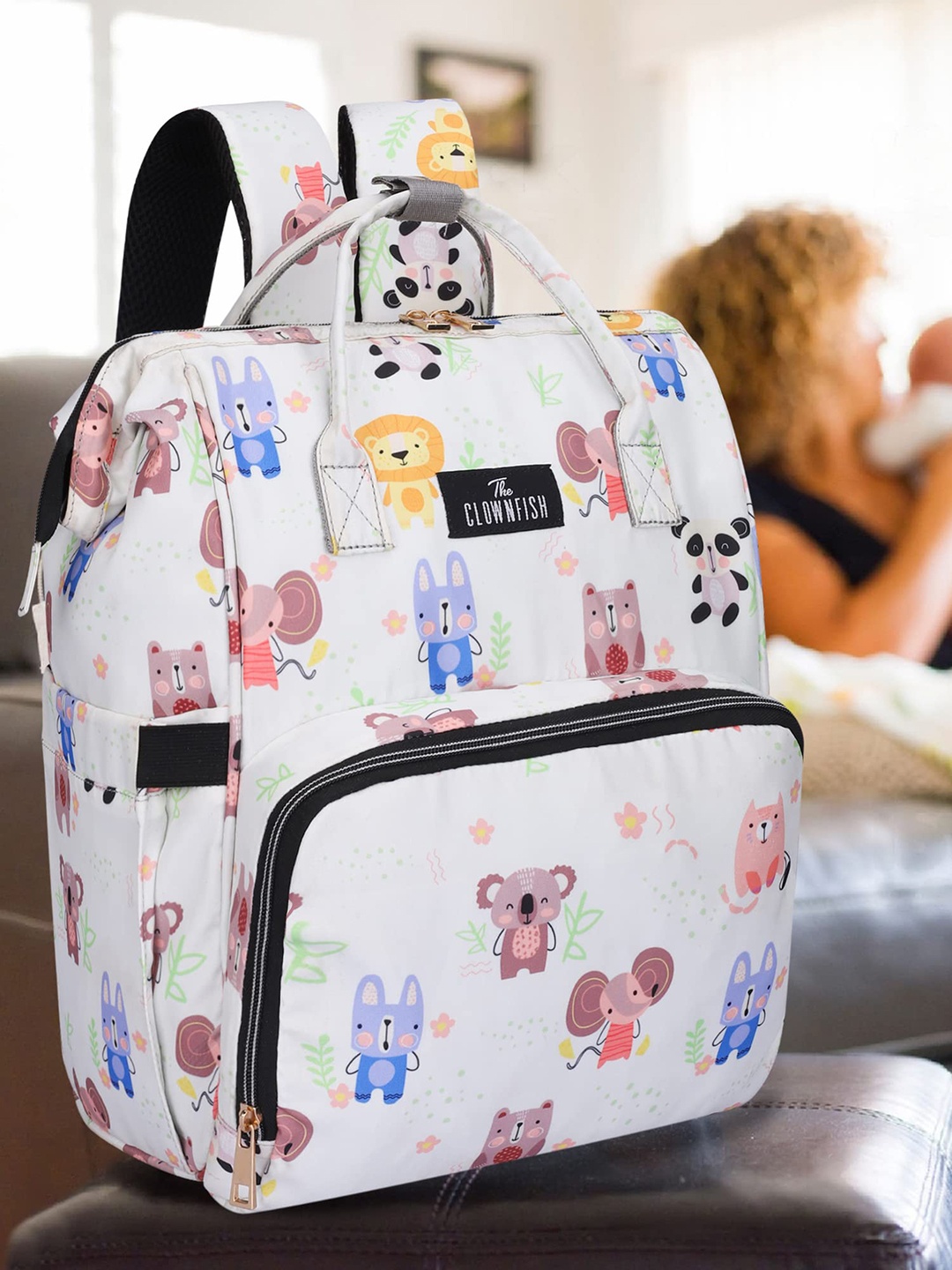 

THE CLOWNFISH Printed Lightweight Diaper Bag With Stroller Straps, White