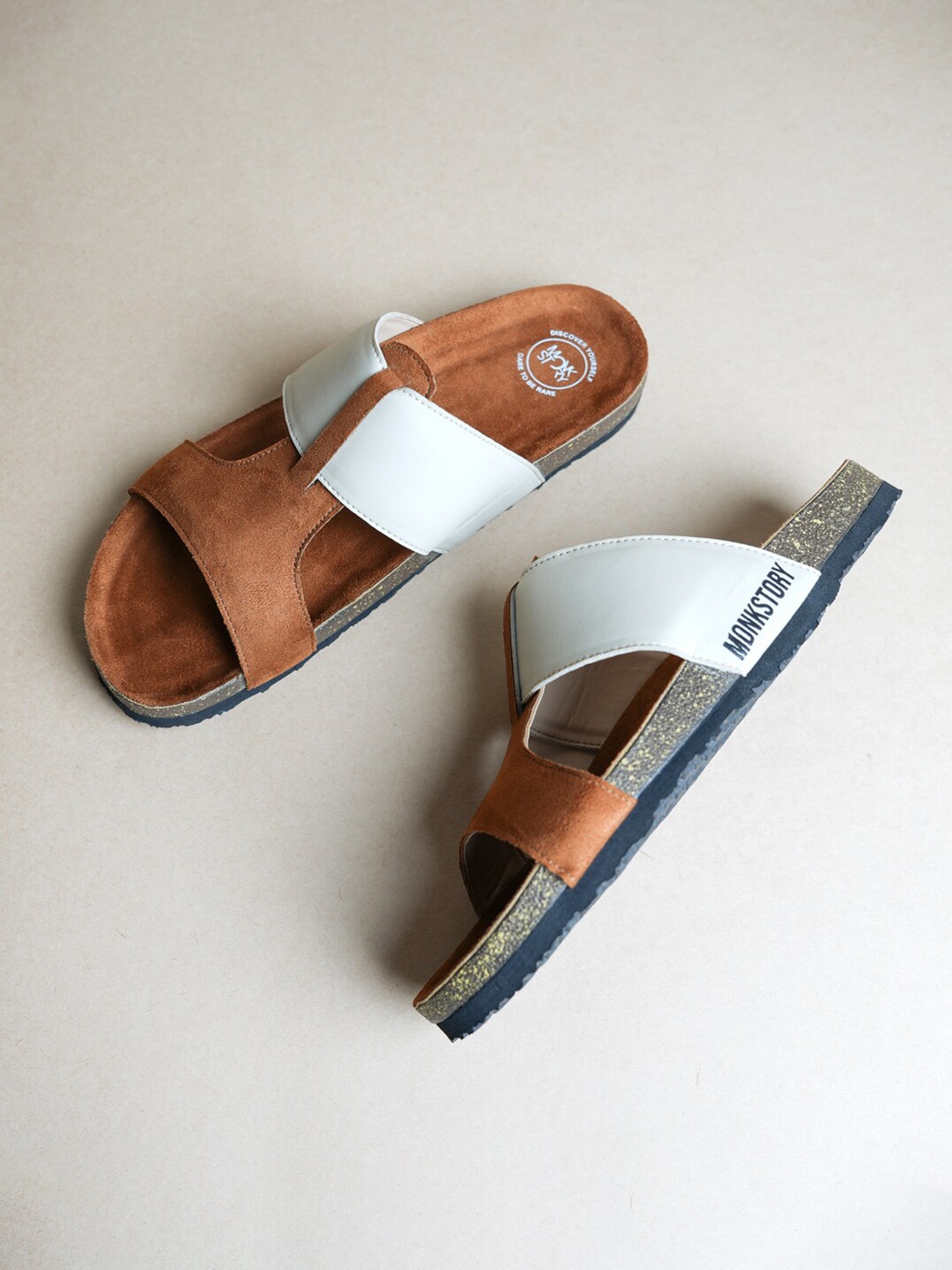 

MONKSTORY Men Colourblocked Comfort Sandals, Brown