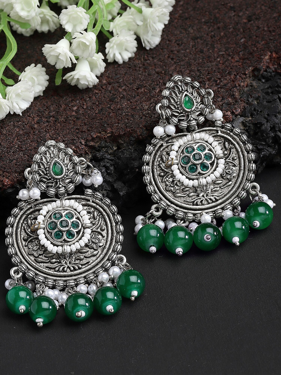 

KARATCART Silver-Plated Oxidised Kundan Contemporary Drop Earrings