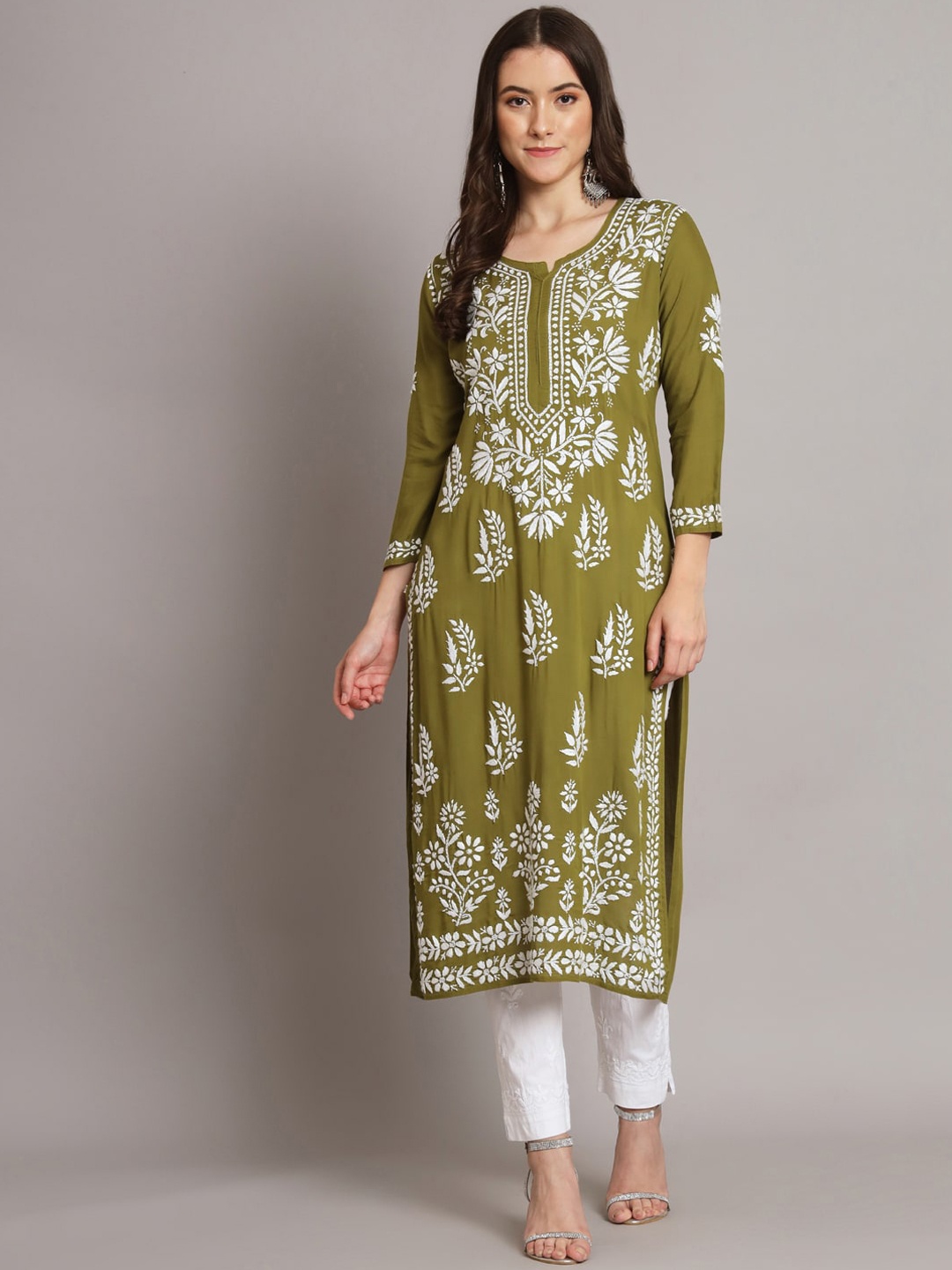 

PARAMOUNT CHIKAN Paisley Embroidered Chikankari Kurta, Green