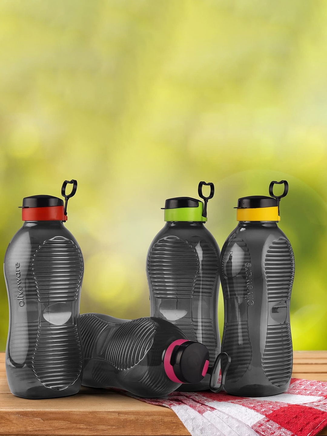 

SOPL-OLIVEWARE Black & Pink Textured Water Bottle 2 L Each