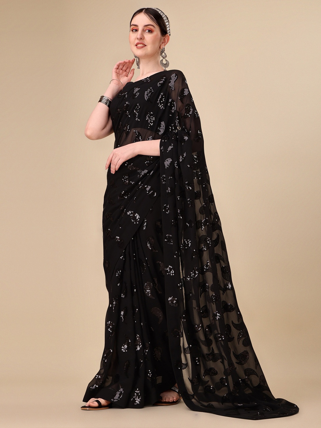 

Vaidehi Fashion Embellished Sequinned Pure Georgette Saree, Black