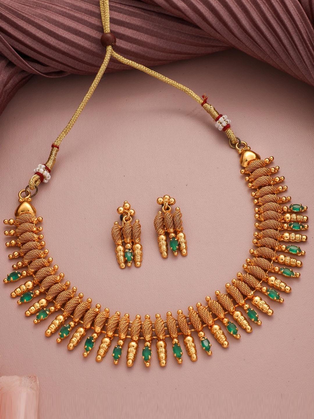 

ROFARWORD Gold-Plated Stone-Studded & Beaded Jewellery Set