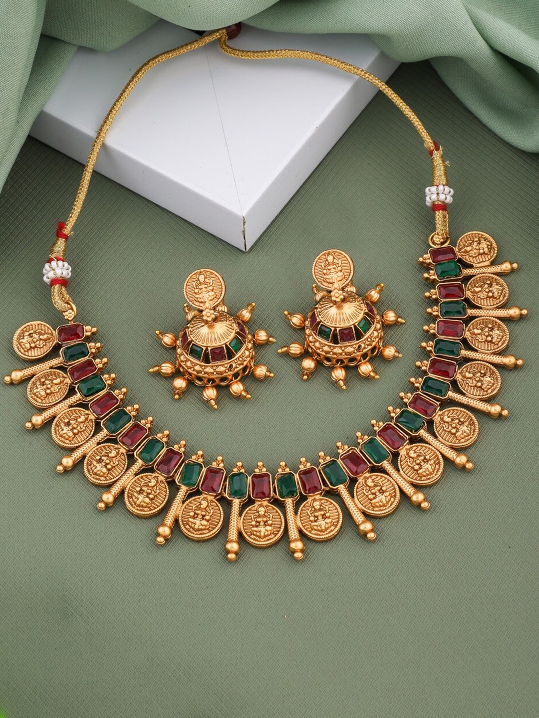 

ROFARWORD Gold-Plated Stone-Studded Necklace & Earrings
