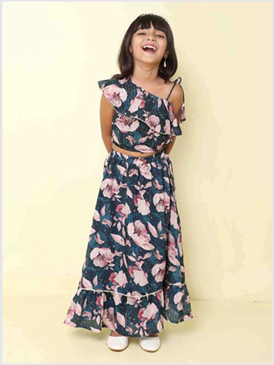 

taffykids Girls Floral Printed One Sdoulder Ruffled Top with Skirt, Green