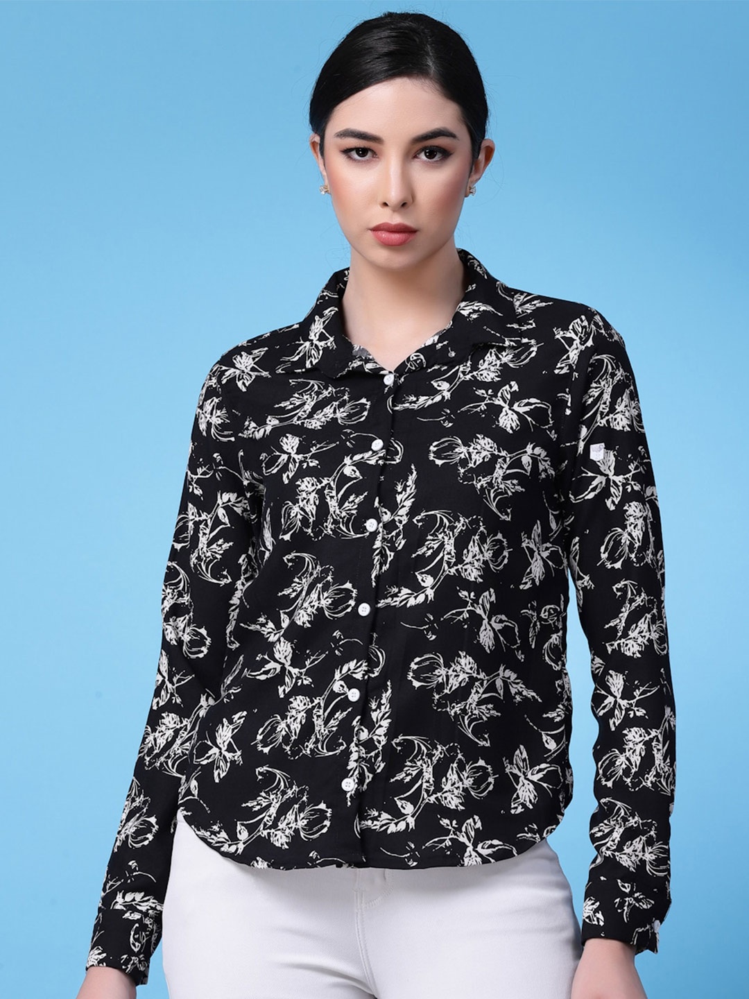 Oomph! Standard Floral Printed Formal Shirt, Black