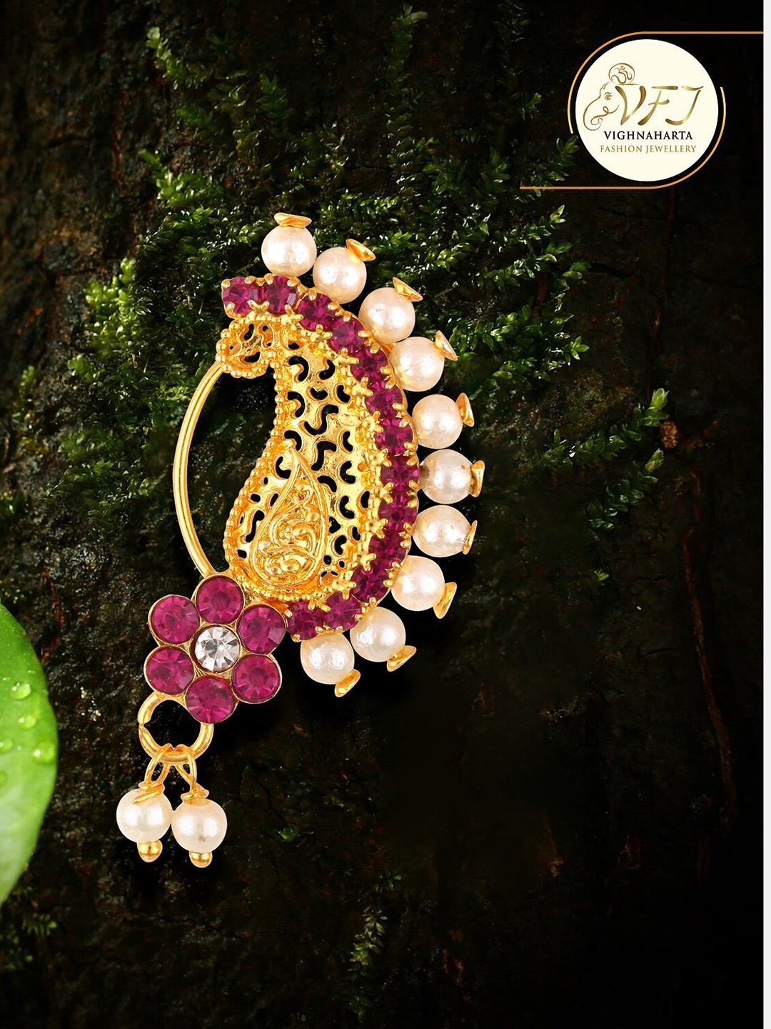 

Vighnaharta Gold-Plated Artificial Stone & Beads Nosepin