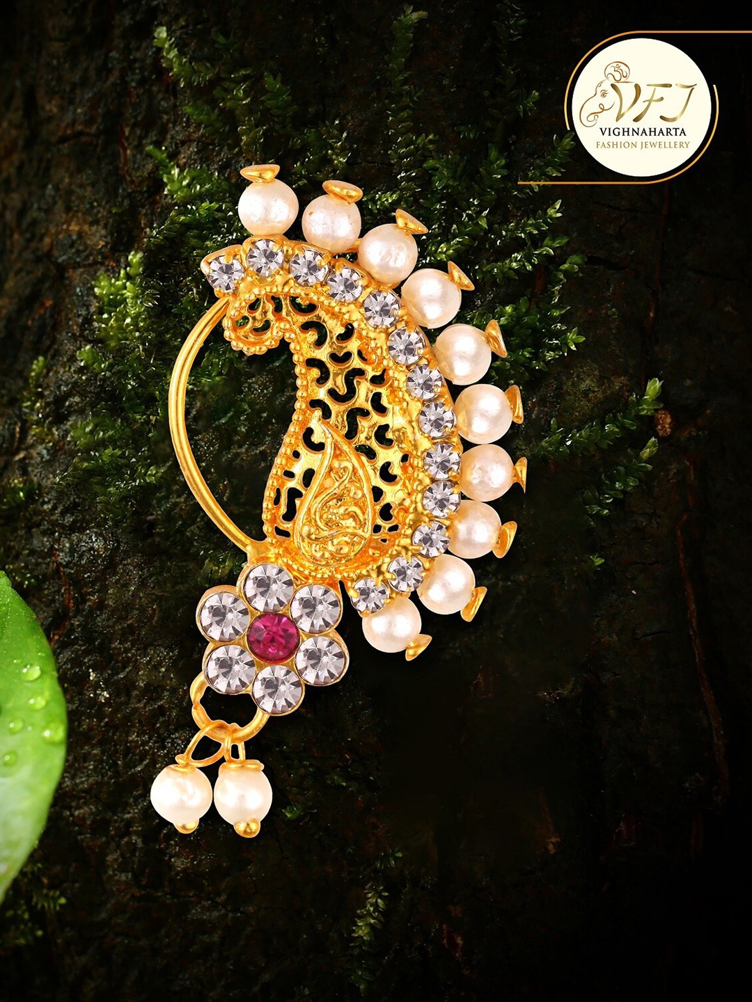 

Vighnaharta Gold-Plated Stone-Studded & Beaded Nosepin