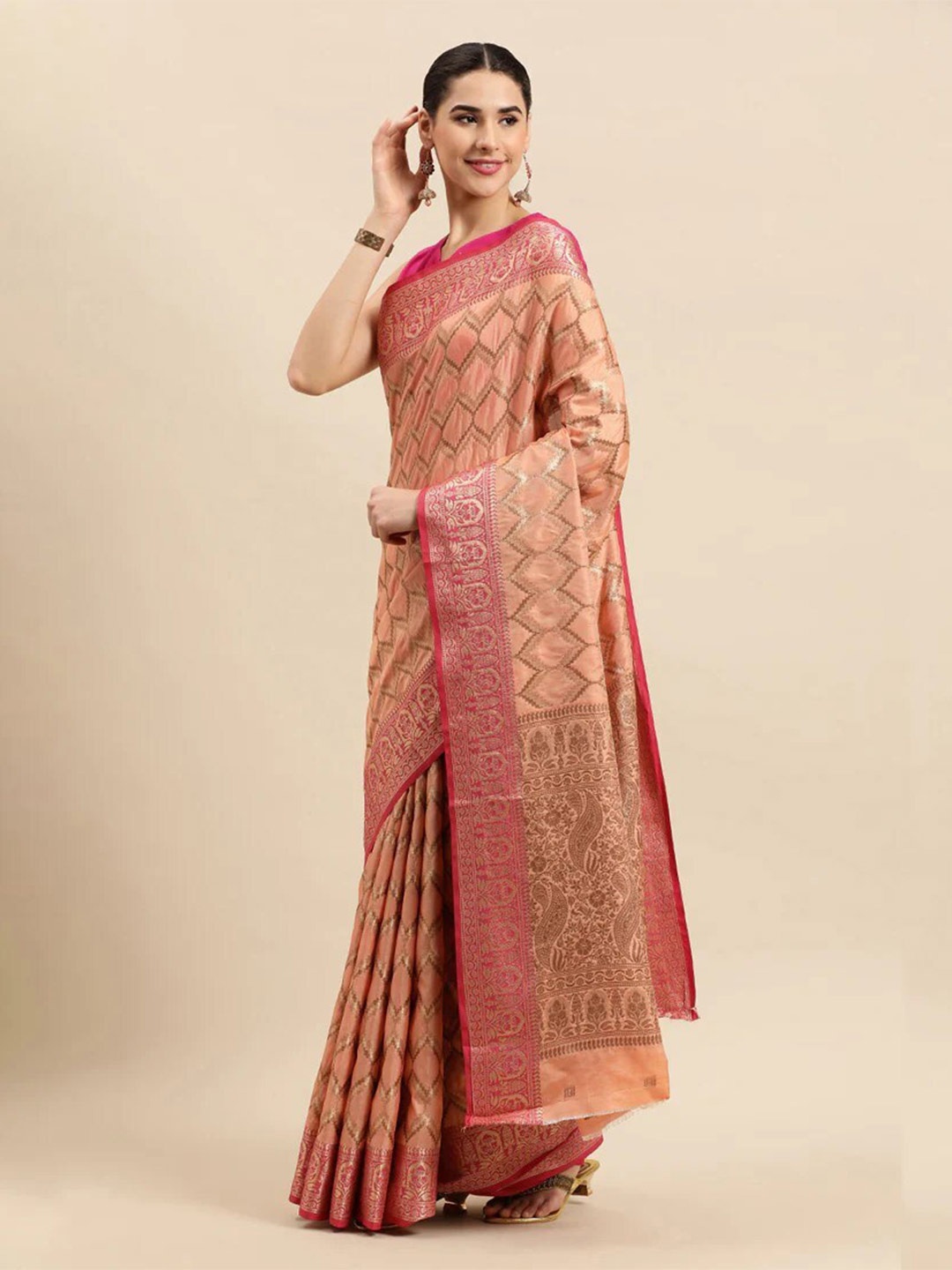 

Mitera Peach & Pink Geometric Woven Design Zari Banarasi Saree