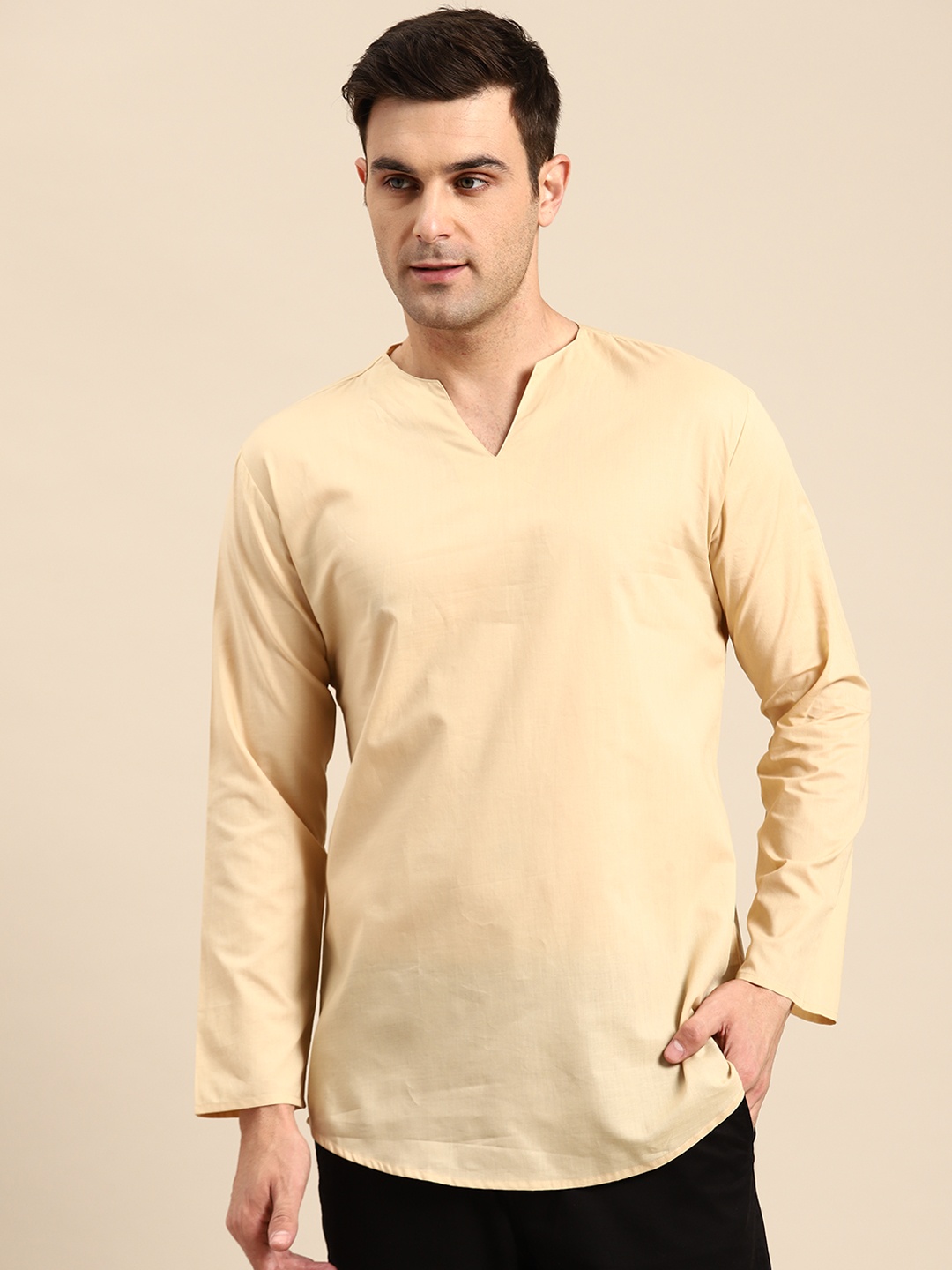 

RAJUBHAI HARGOVINDAS Men Solid Cotton Kurta, Beige