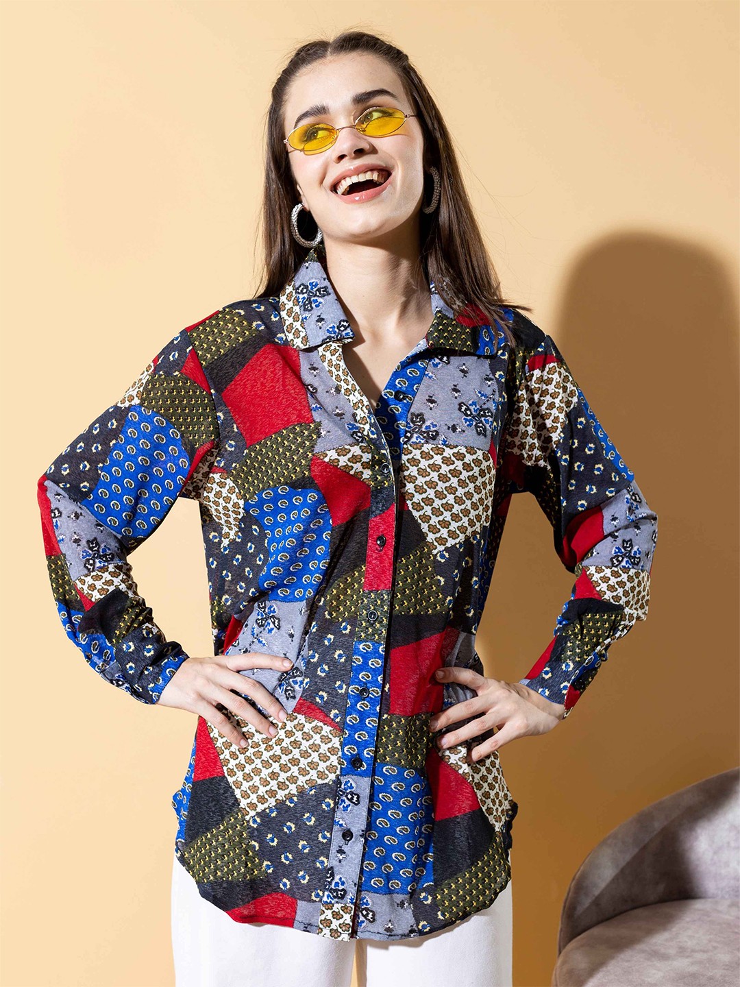 

Stylecast X Hersheinbox Blue & Red Floral Printed Casual Shirt