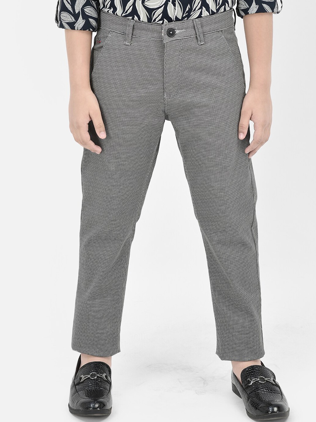 

Crimsoune Club Boys Checked Slim Fit Trousers, Grey