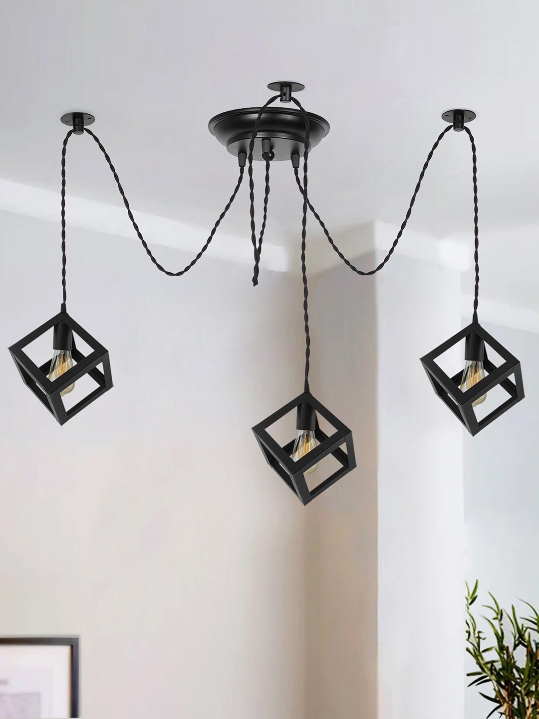 

Homesake Black Metal 3-Arms Ceiling Lamp