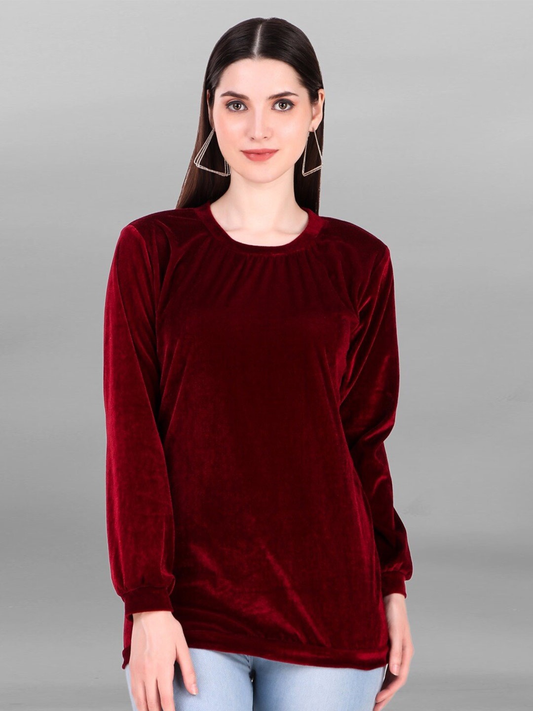 

APNISHA Maroon Velvet Top