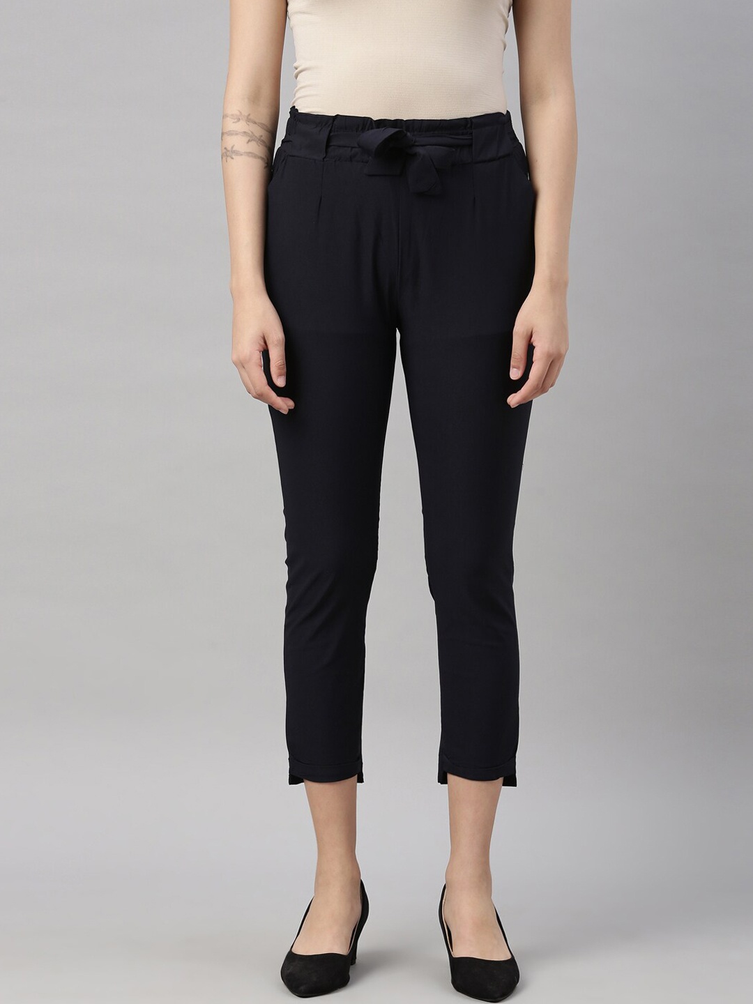 

GOLDSTROMS Women Relaxed High-Rise Cropped Peg Trousers, Navy blue