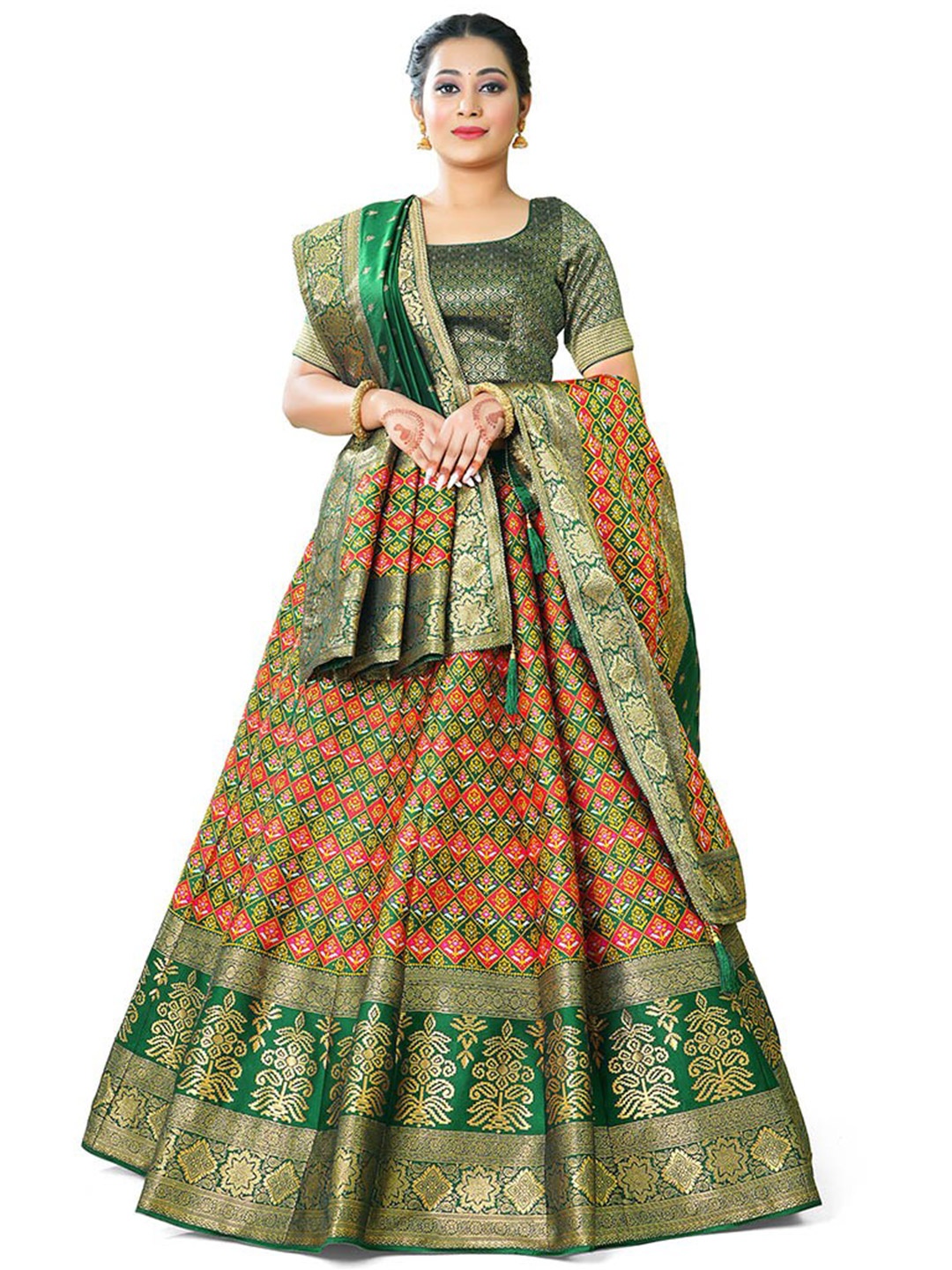 

HALFSAREE STUDIO Semi-Stitched Lehenga & Blouse With Dupatta, Green