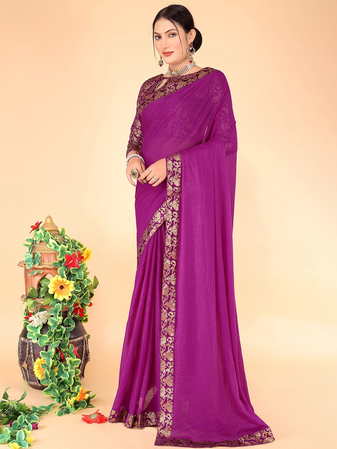 

Florence Soild Zari Art Silk Saree, Maroon