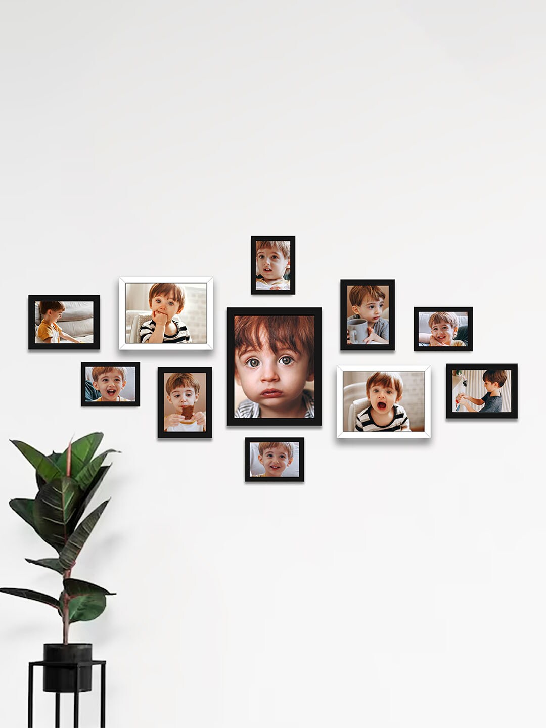 

Art Street Black & White 11 Pieces Wall Photo Frames
