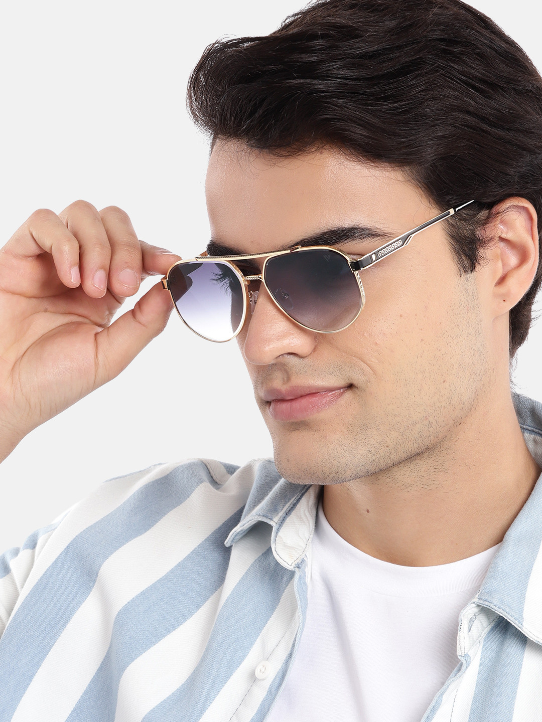

Voyage Unisex Grey Lens Wayfarer Sunglasses with UV Protected Lens 58245MG4179