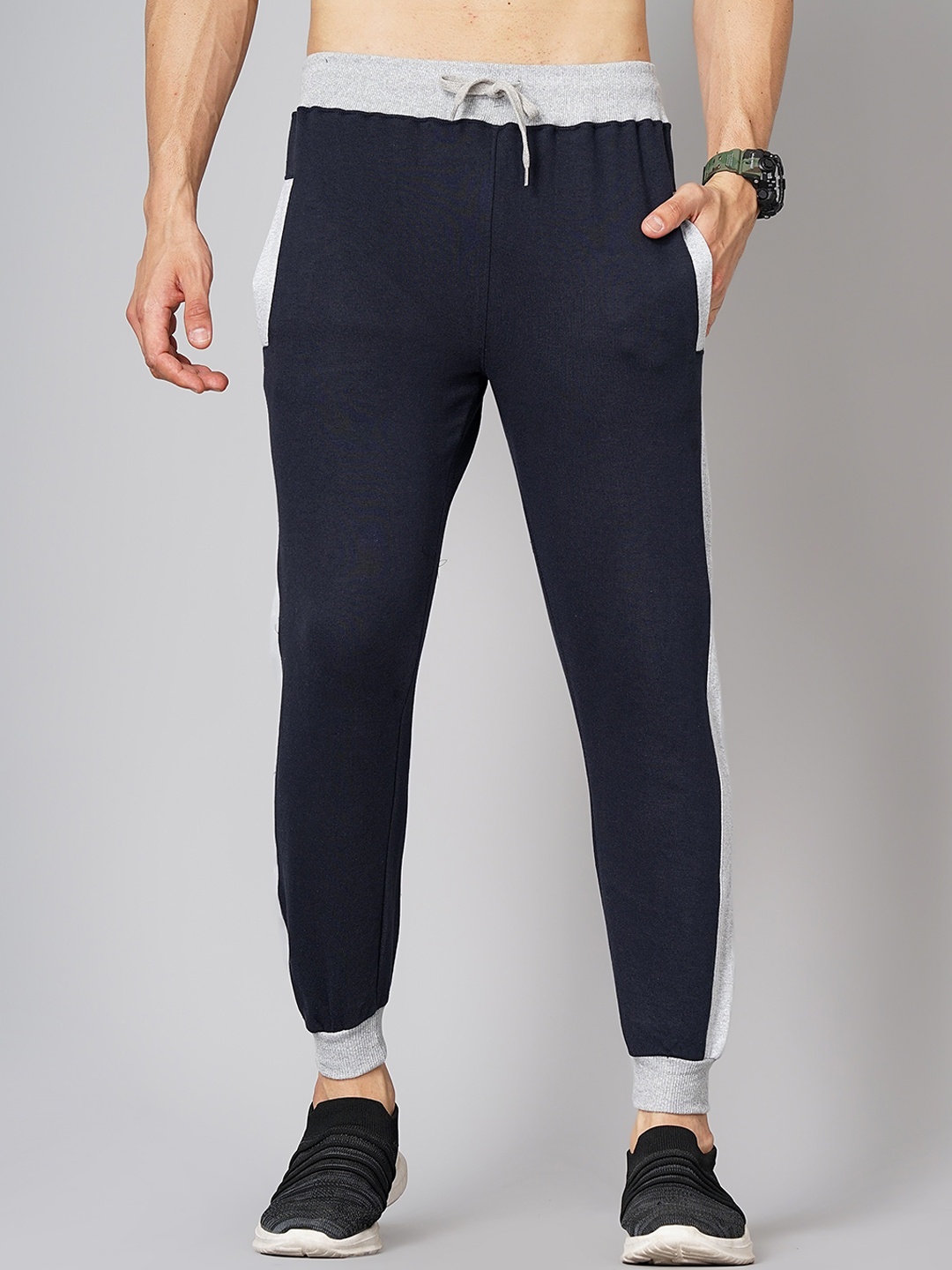 

MADSTO Men Cotton Slim Fit Sports Joggers, Navy blue