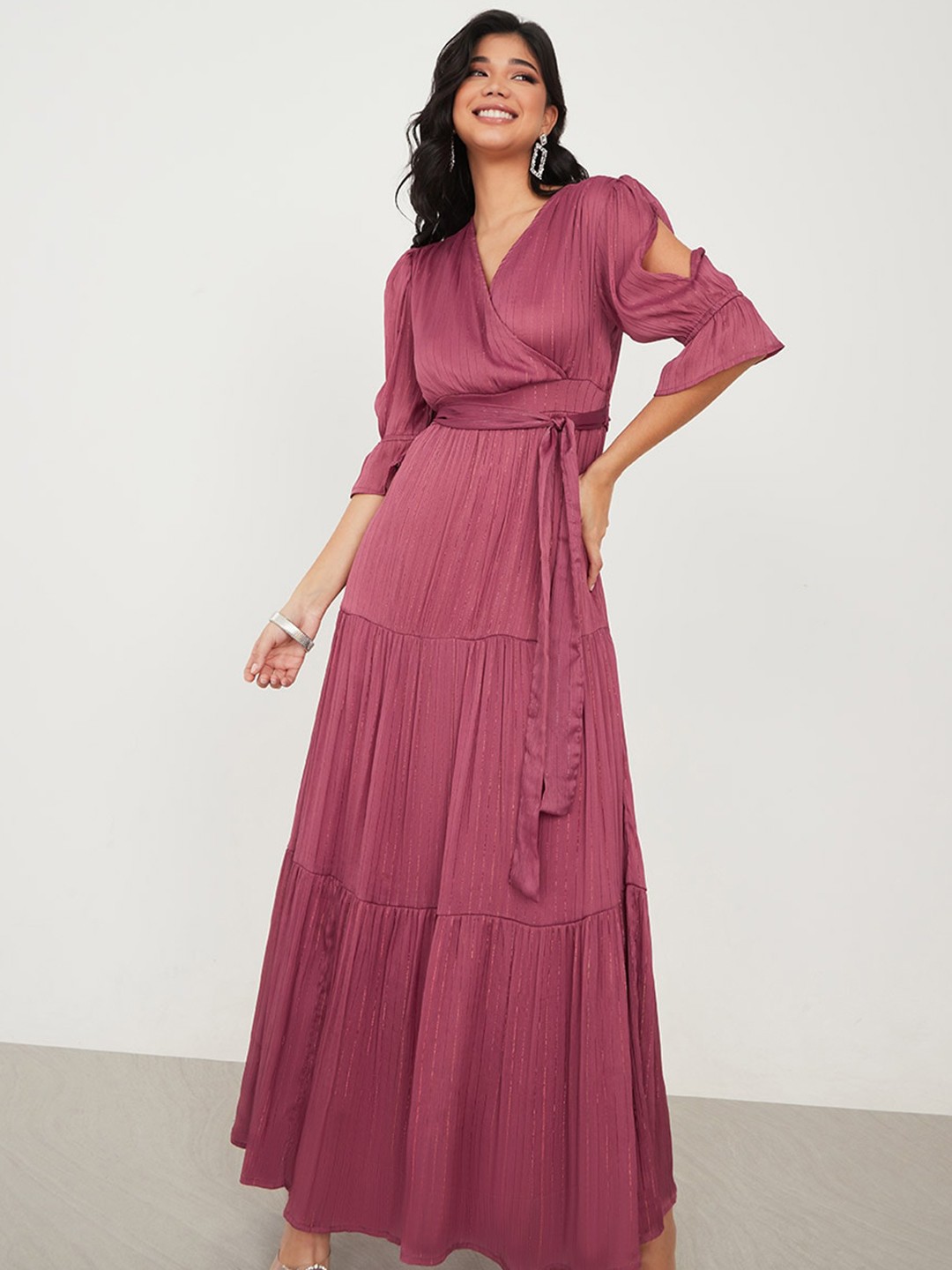 

Styli Puffed Sleeves Cut-Out Maxi Dress, Pink