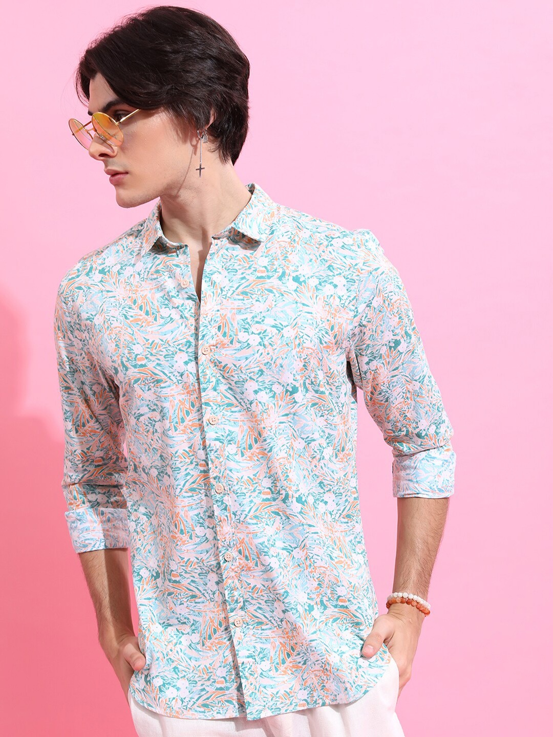 

HIGHLANDER Men Green Slim Fit Floral Opaque Printed Cotton Casual Shirt
