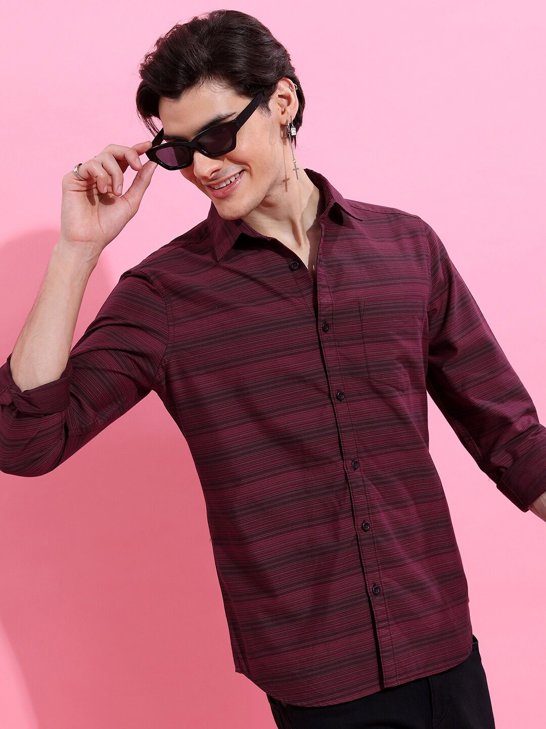 

HIGHLANDER Men Burgundy Slim Fit Horizontal Striped Casual Shirt