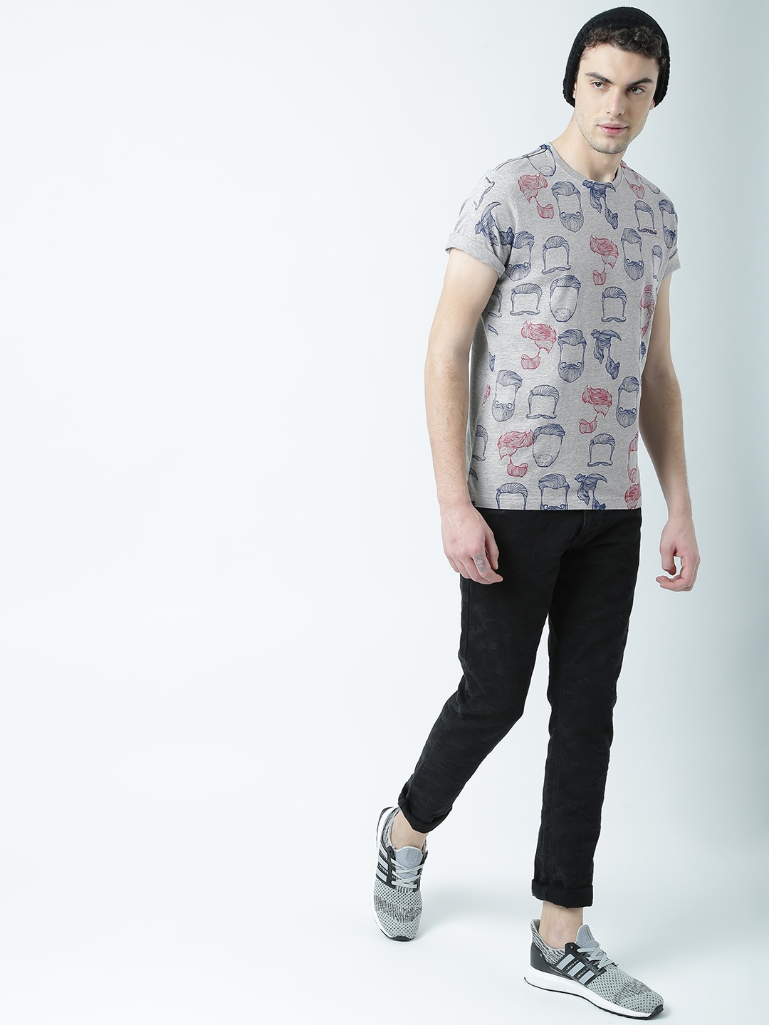

Huetrap Men Grey Melange Printed Round Neck T-shirt