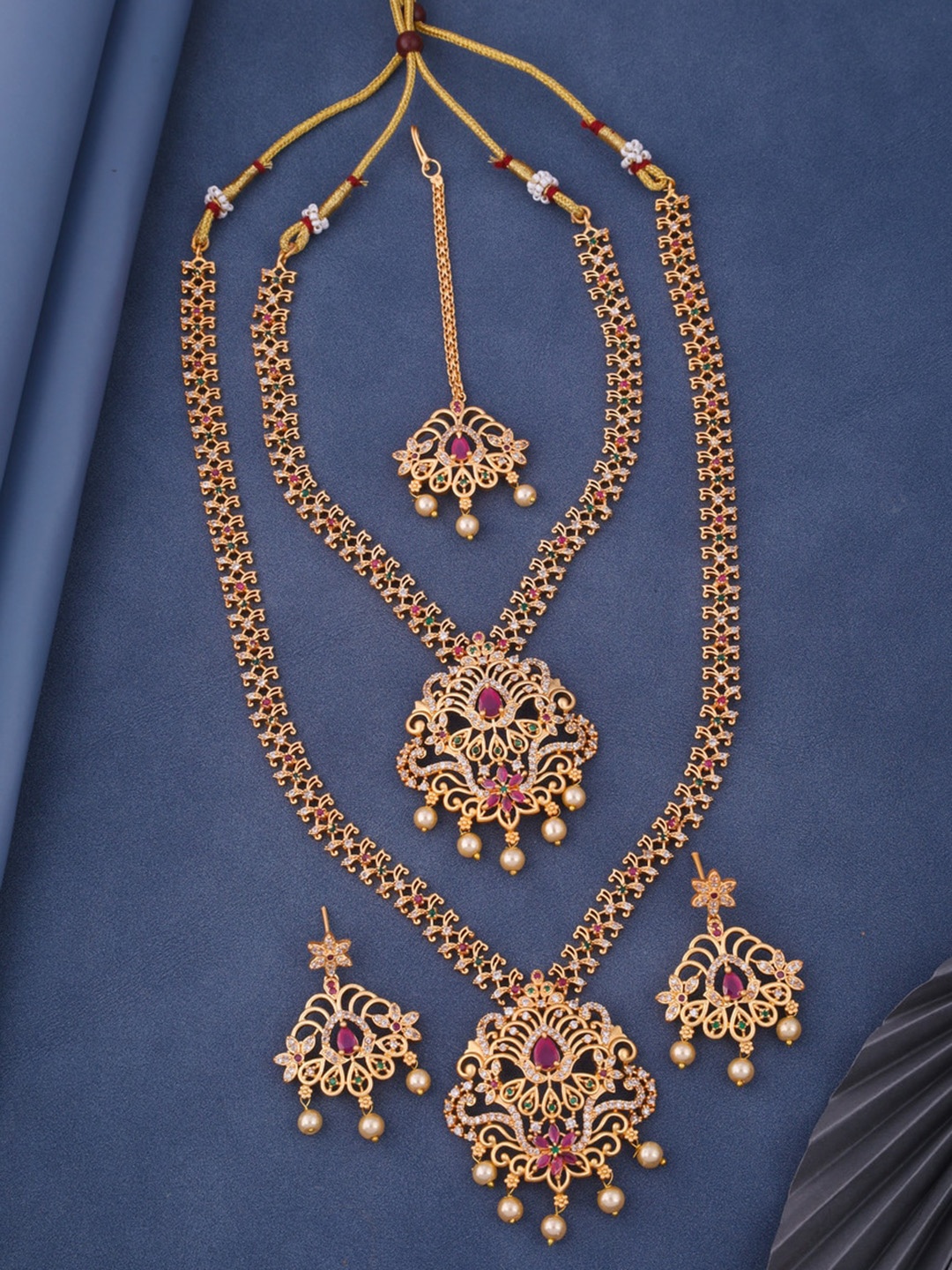

ROFARWORD Set Of 2 Gold Plated Kundan Studded Jewellery Set