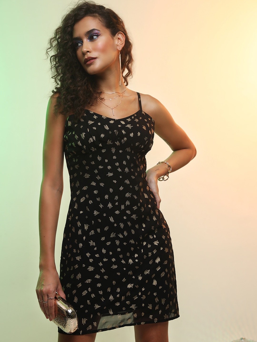 

Tokyo Talkies Black Shimmer Sleeveless A-Line Dress