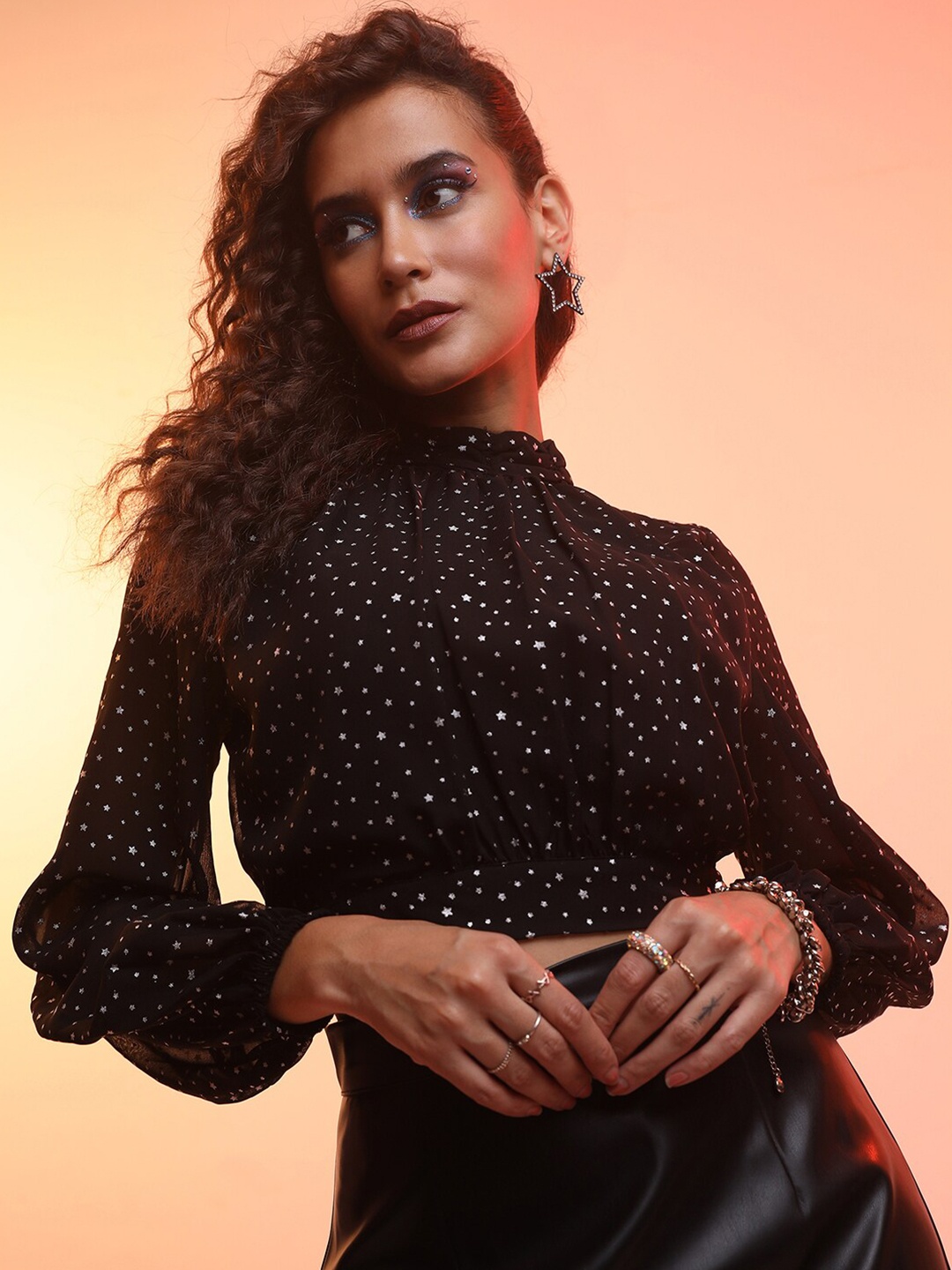

Tokyo Talkies Black & Silver-Toned Embellished Puff Sleeve Crop Top