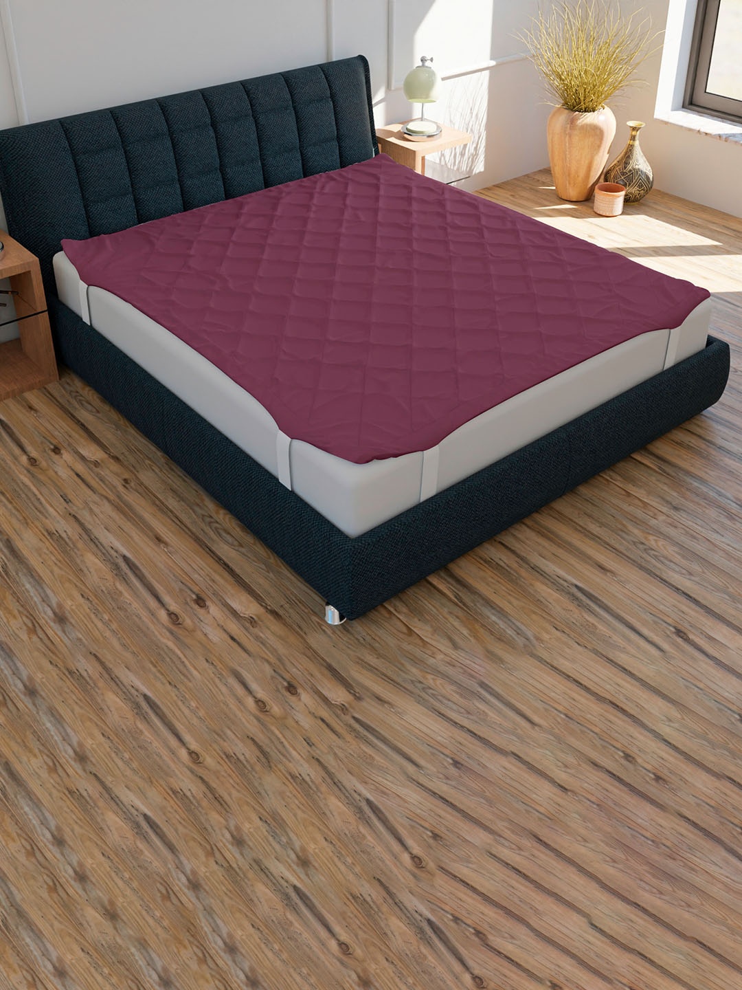 

CURIOUS LIFESTYLE Maroon Cotton Queen Waterproof Mattress Protector