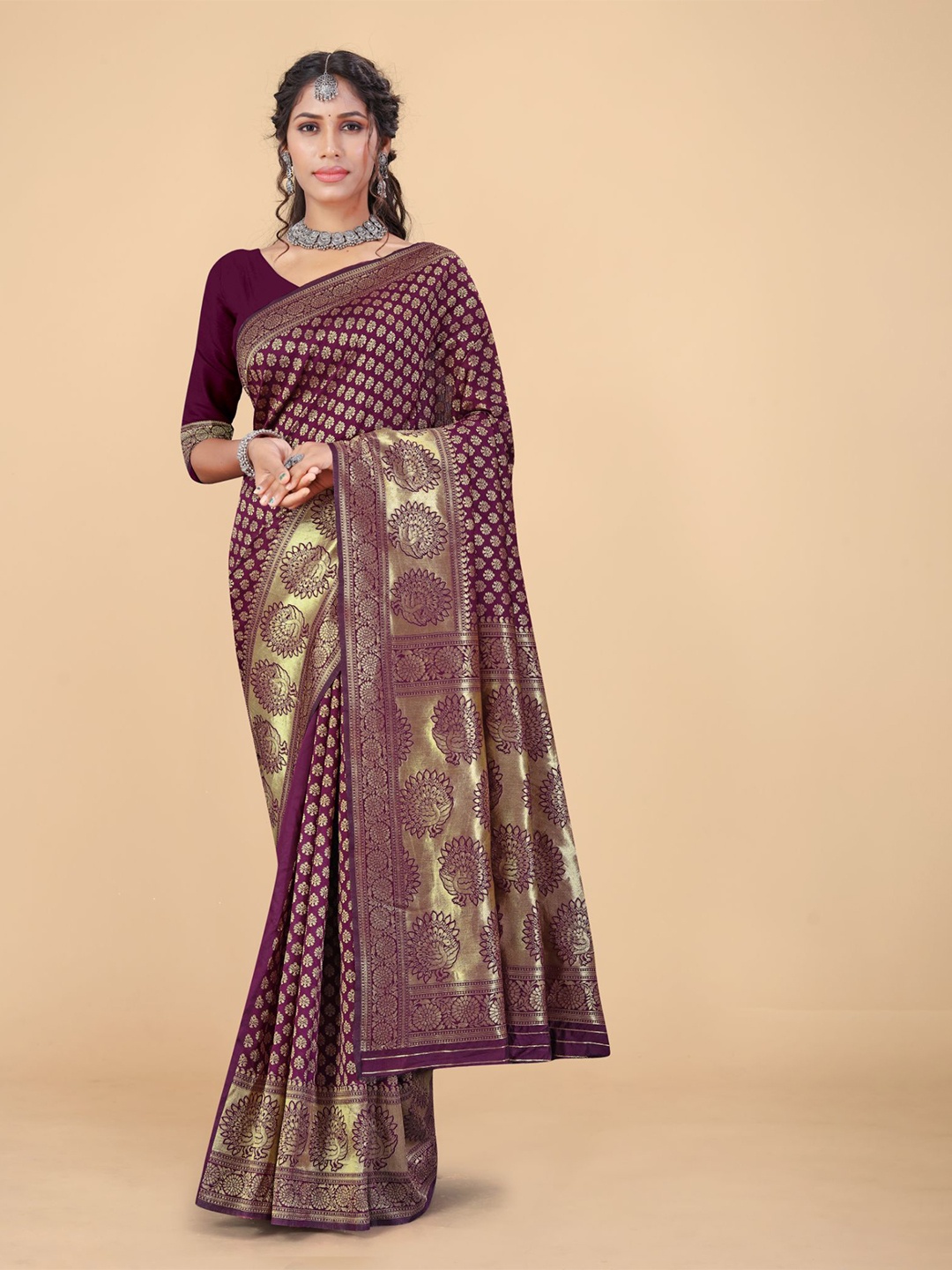 

MAGMINA Ethnic Motifs Woven Design Zari Banarasi Saree, Purple
