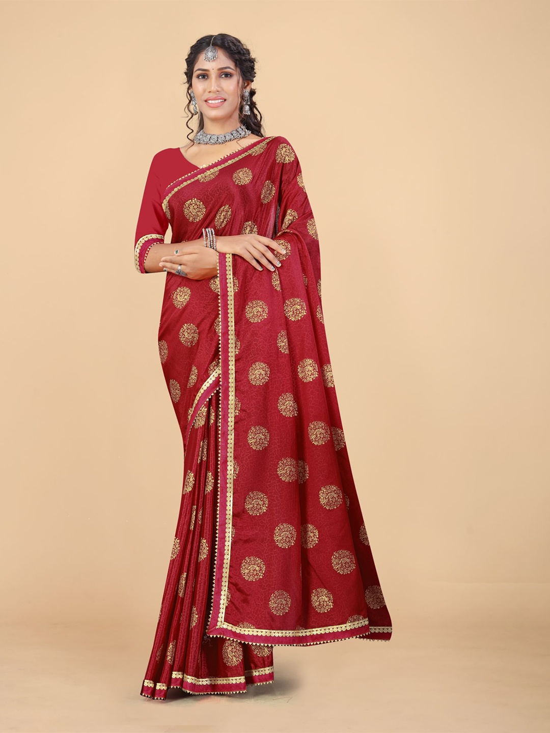 

MAGMINA Ethnic Motifs Woven Design Zari Banarasi Saree, Red