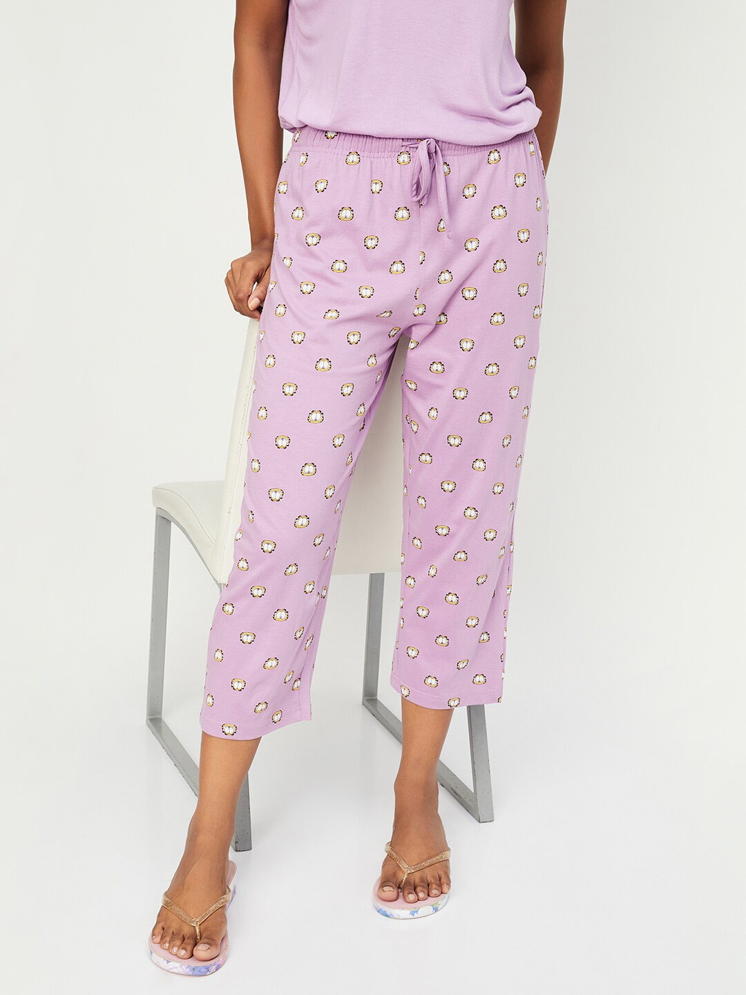 

max Women Garfeild Printed Cotton Capris, Lavender